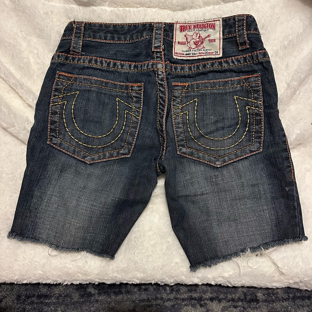 TRUE RELIGION SHORTS (size 26 fits like a 25) World Tour edition